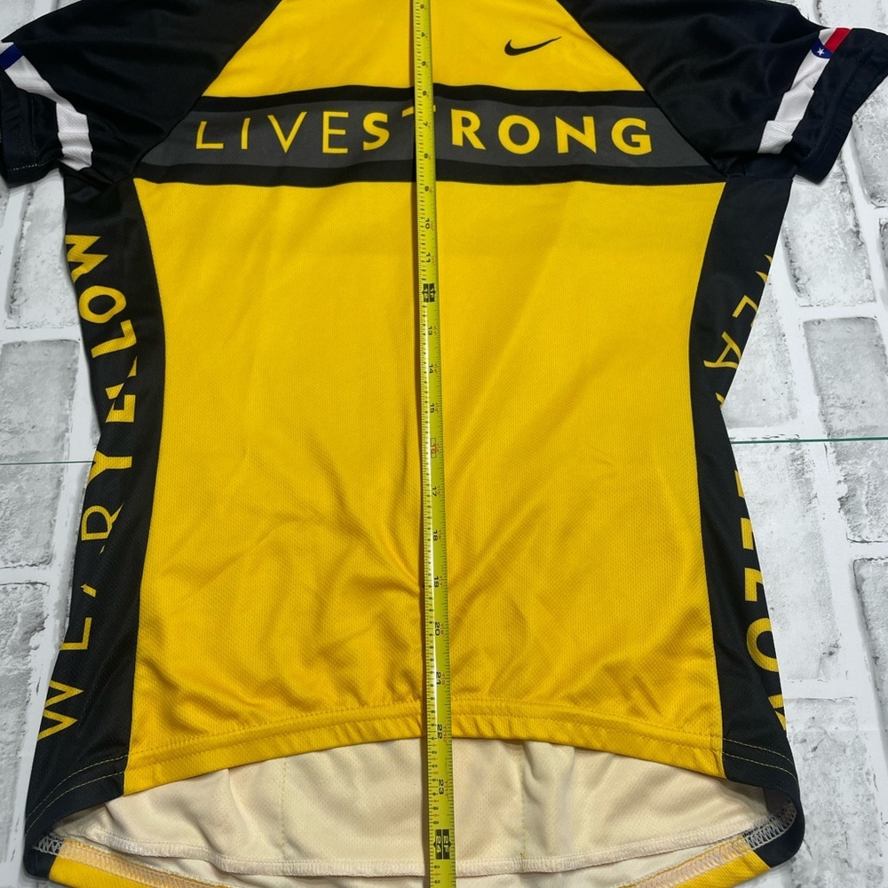 Nike Black and Yellow Cycling Jersey. Race Raglan. Womens M. “Live Strong”. Bike - Picture 11 of 12